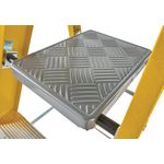 Werner 6 Tread Fibreglass Platform Ladder 7170618