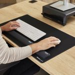 Fellowes Breyta Palm Wrist Rest Black 100142565