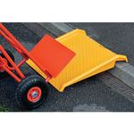 5 Star Kerb Ramp 690x690x120mm FS533813
