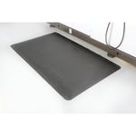 5 Star Anti-Fatigue Deckplate Mat 1.5 x 15m Black FS712698