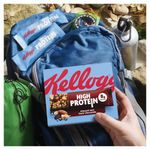 Kelloggs High Protein Almond and Dark Chocolate Snack Bars 35g (Pack of 16) 7100784000