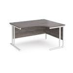 Maestro 25 right hand ergonomic desk 1400mm wide - white cantilever leg frame, grey oak top