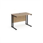 Maestro 25 straight desk 1000mm x 600mm - black cantilever leg frame, Kendal oak top