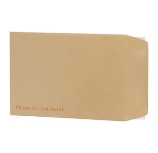 5 Star Office Envelopes Recycled Board Backed Hot Melt Peel/Seal 241x178mm Manilla (Pack of 125)