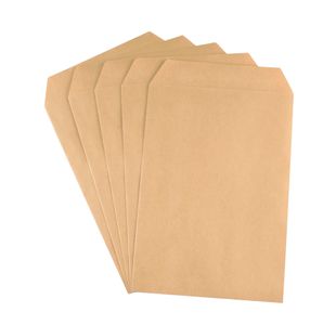 Q-Connect C5 Envelopes Pocket Self Seal 90gsm Manilla (Pack of 500) X1074/01