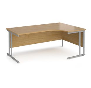 Maestro 25 right hand ergonomic desk 1800mm wide - silver cantilever leg frame, oak top