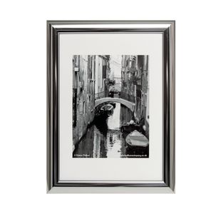 Hampton Frames Certificate Frame A4 Silver Chrome PILA4SHIN-NG